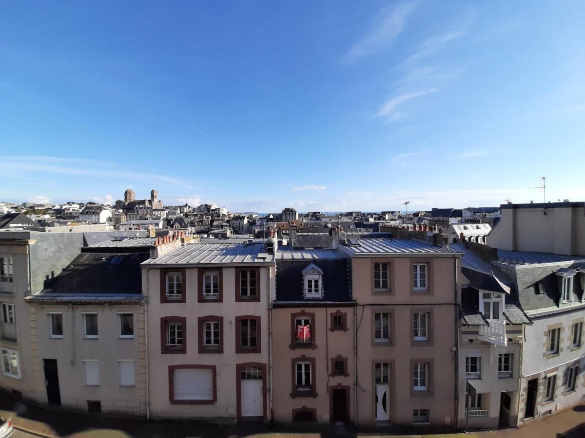 Le Petit Michelet Granville Exterior foto