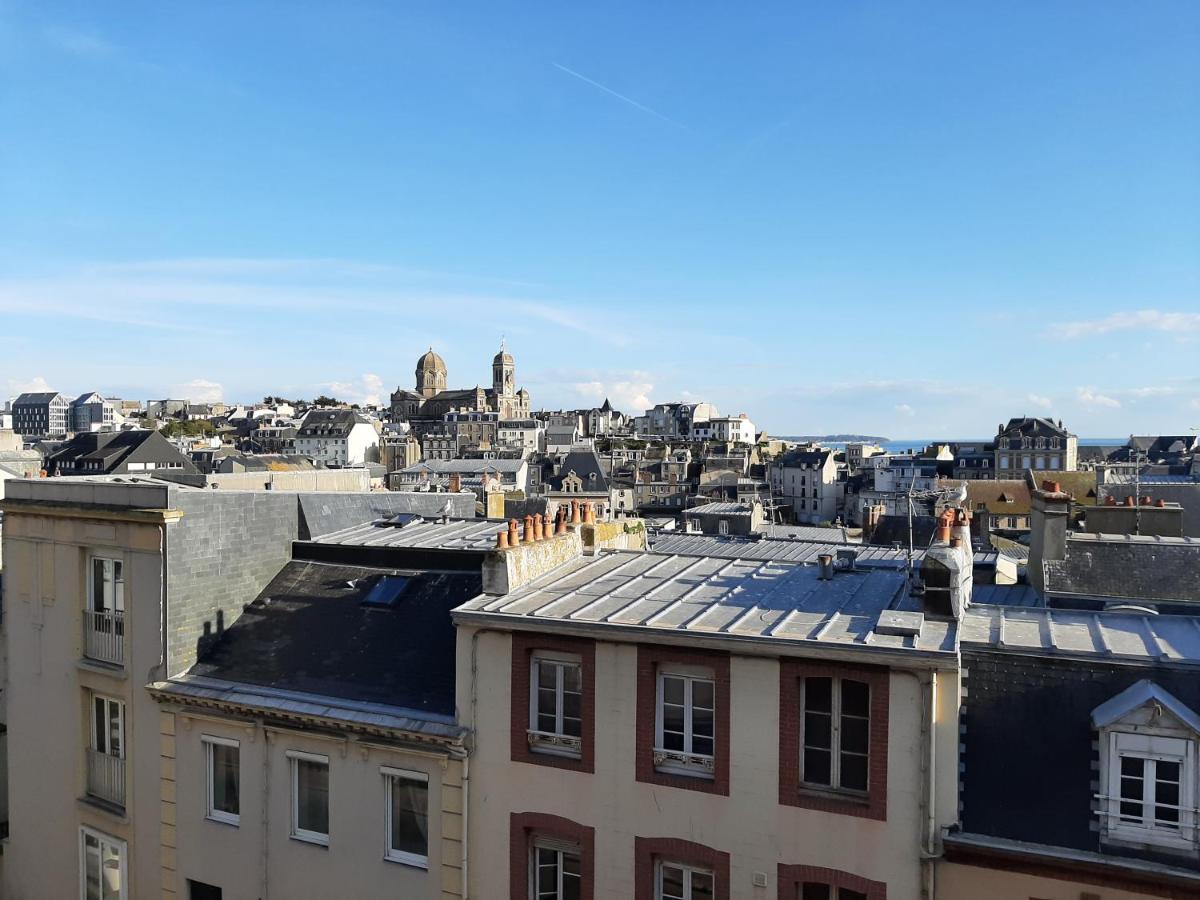 Le Petit Michelet Granville Exterior foto